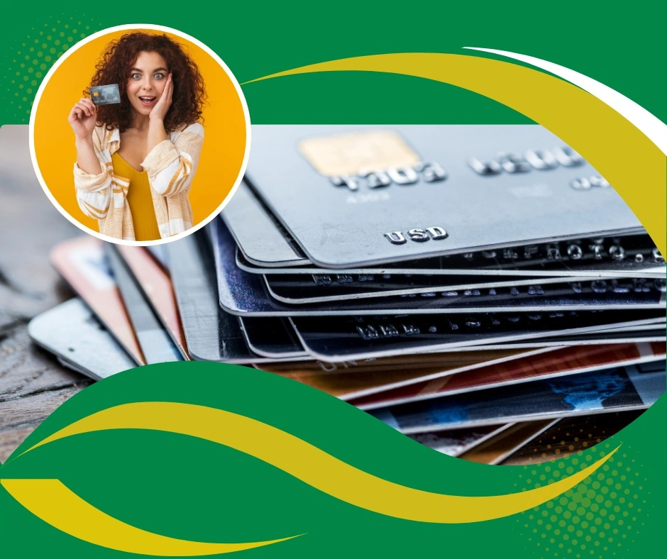 Cô gái và thẻ tín dụng